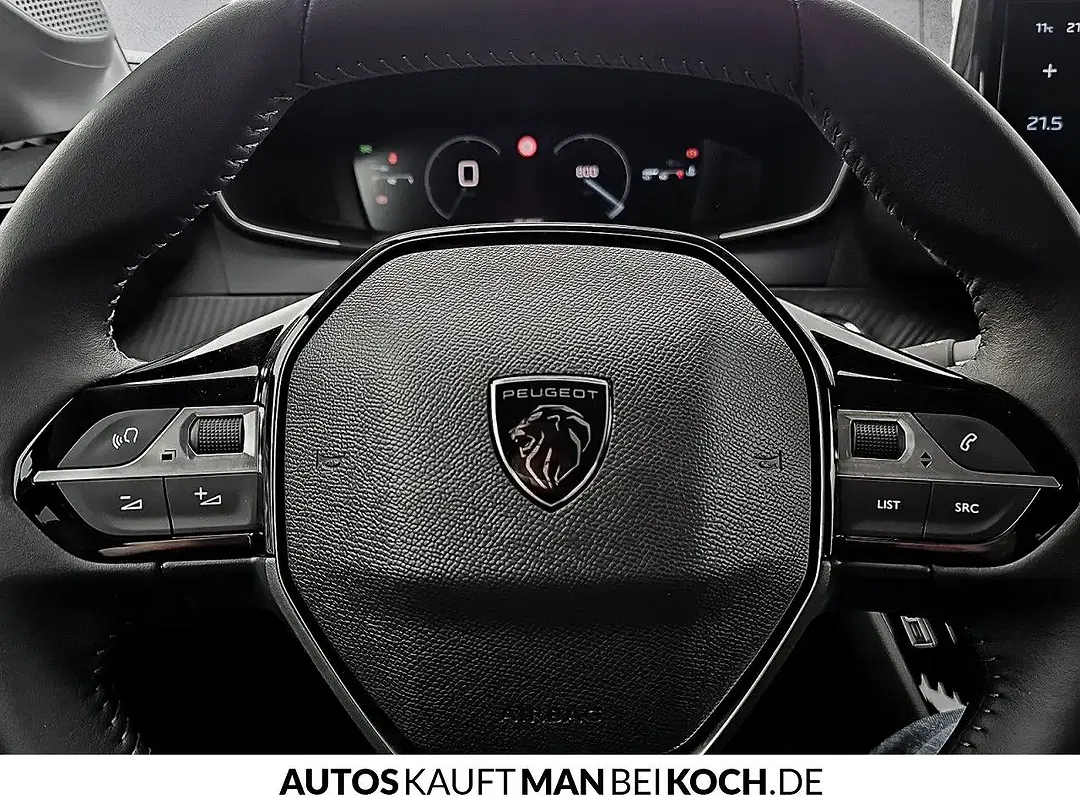 Peugeot 208 - Thumbnail 10