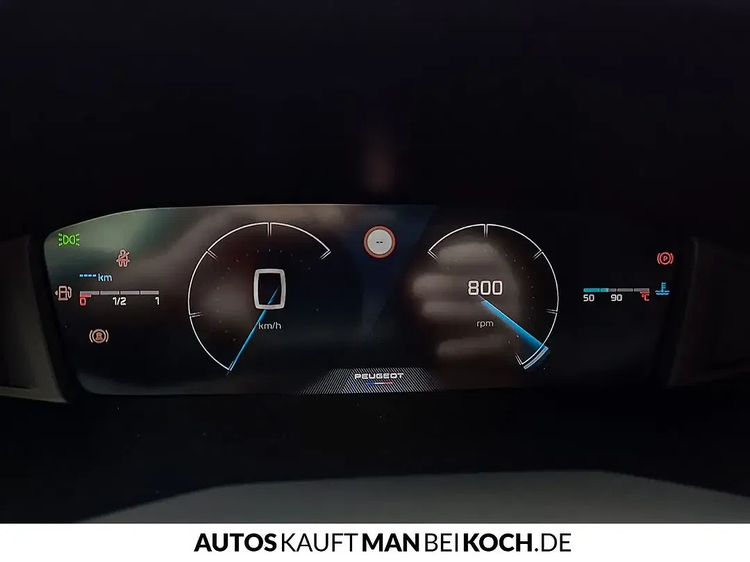 Peugeot 208 - Thumbnail 11