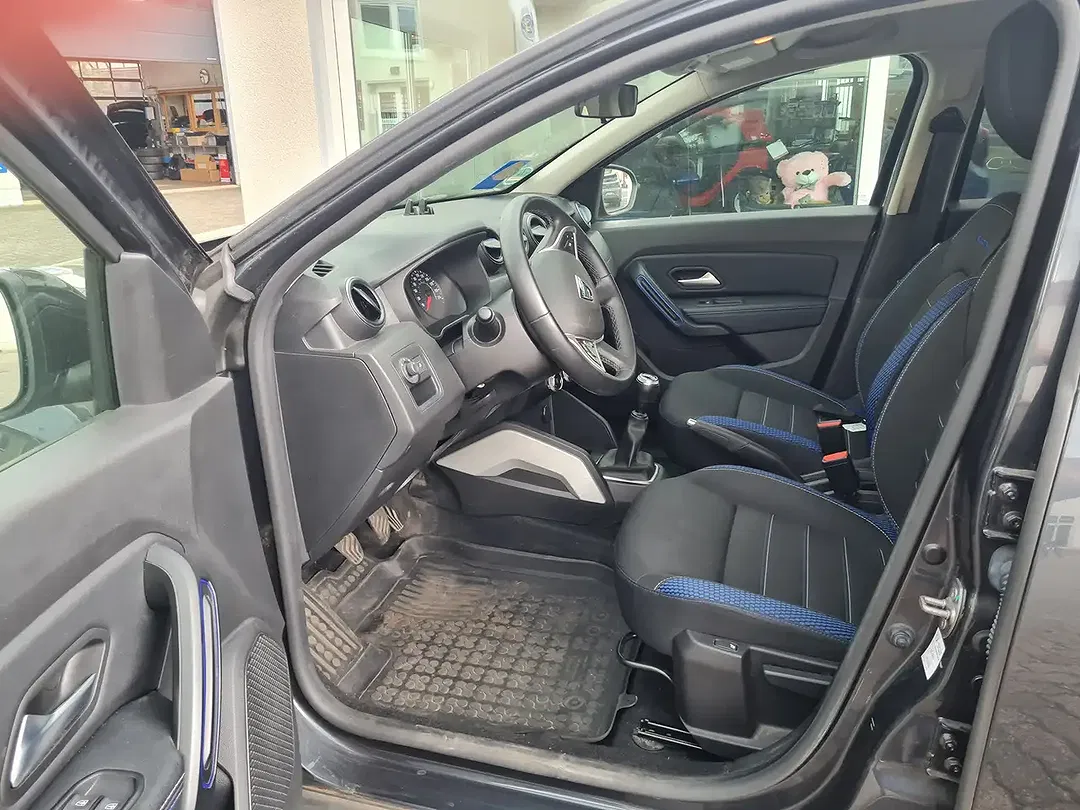 Dacia Duster - Thumbnail 14