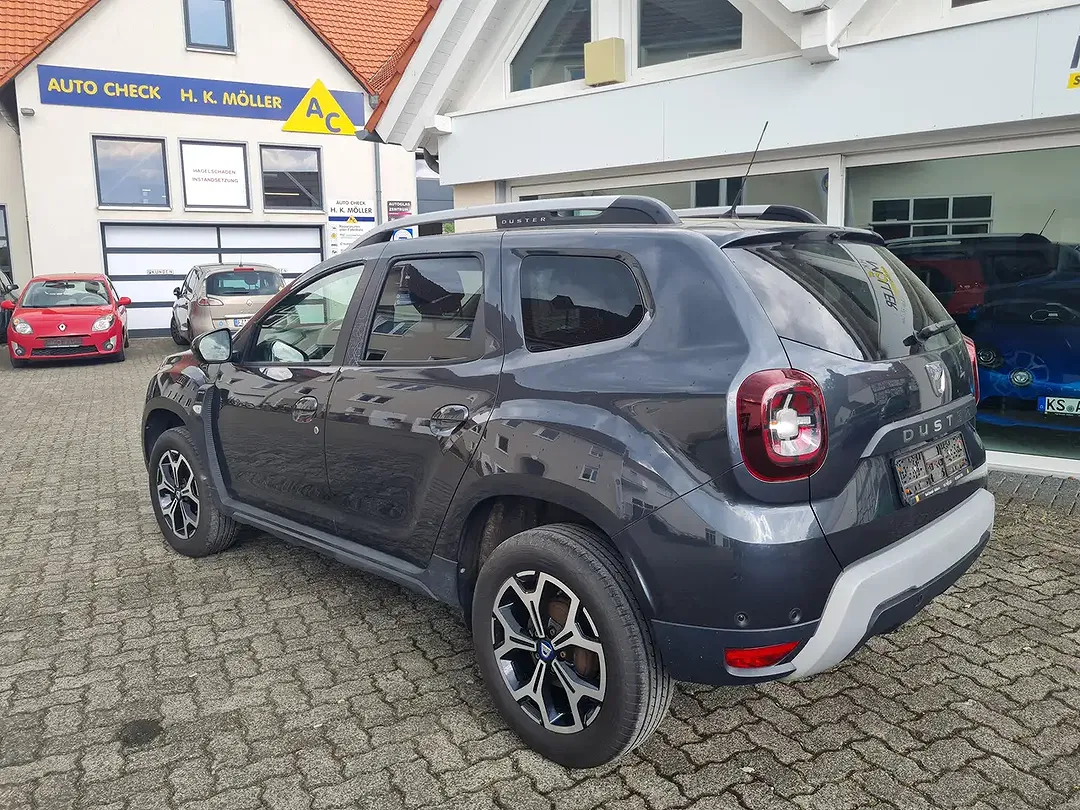 Dacia Duster - Thumbnail 4