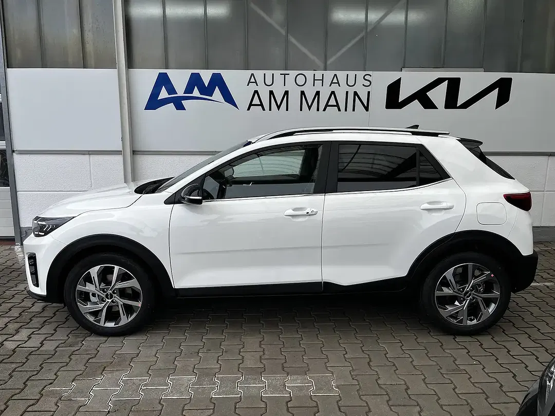 Kia Stonic - Thumbnail 3