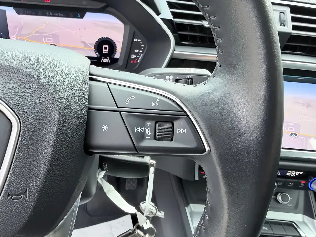 Audi Q3 - Thumbnail 14