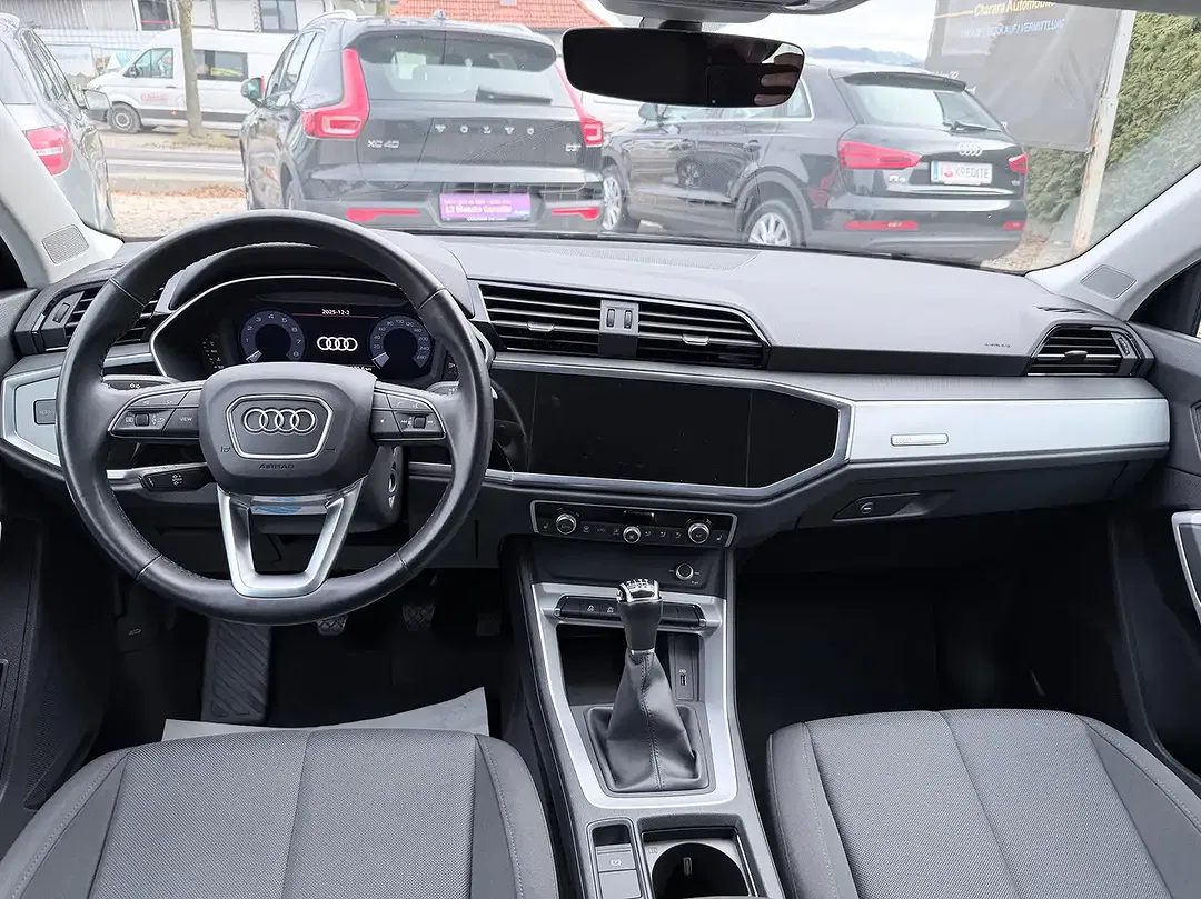 Audi Q3 - Thumbnail 7