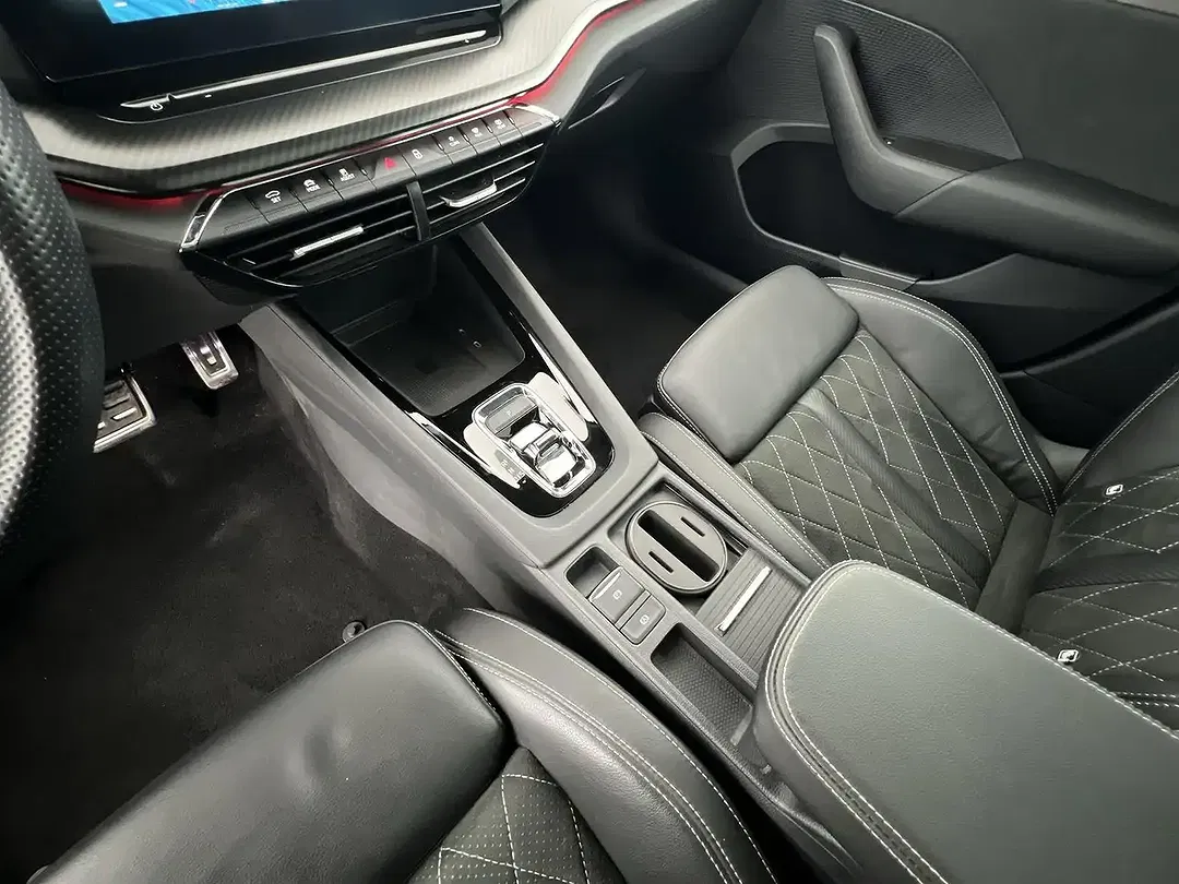 Skoda Octavia - Thumbnail 16