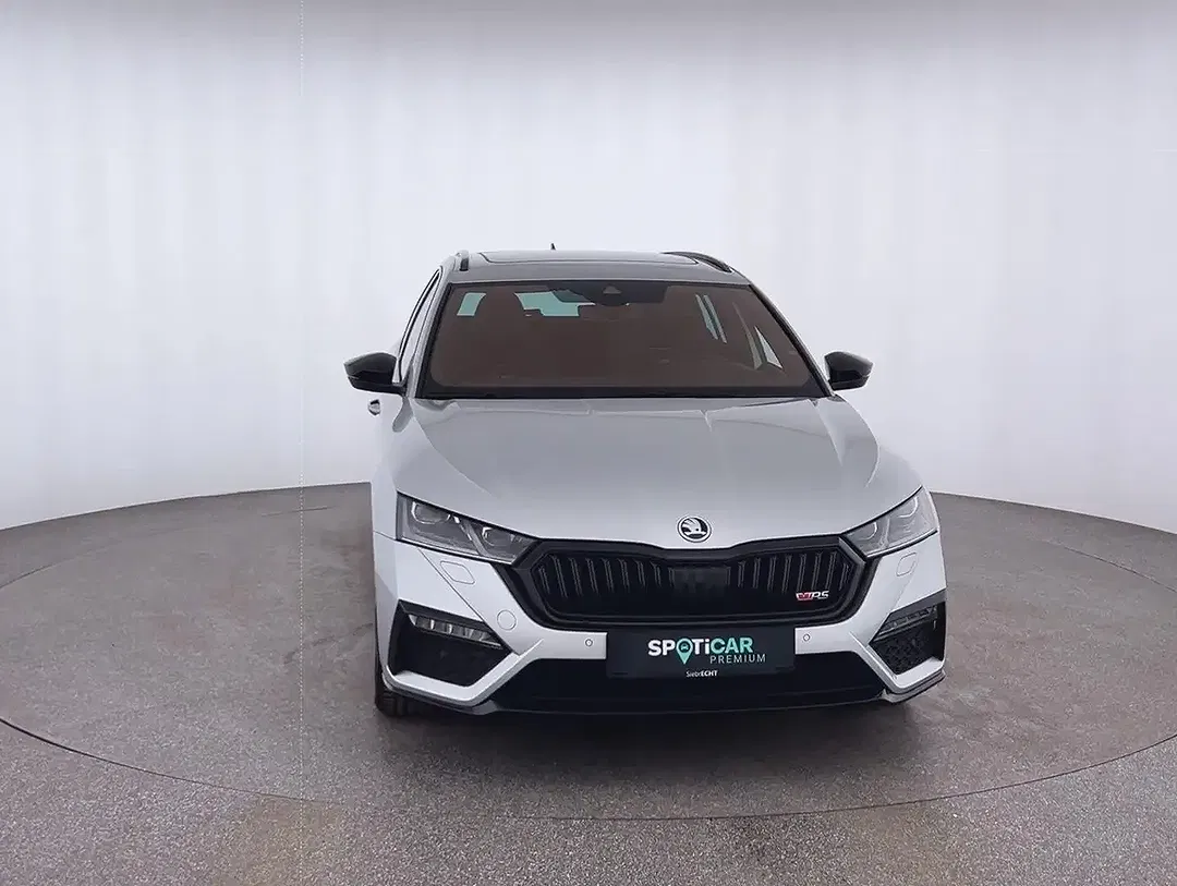Skoda Octavia - Thumbnail 2