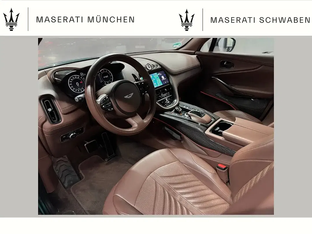 Aston Martin DBX - Thumbnail 2