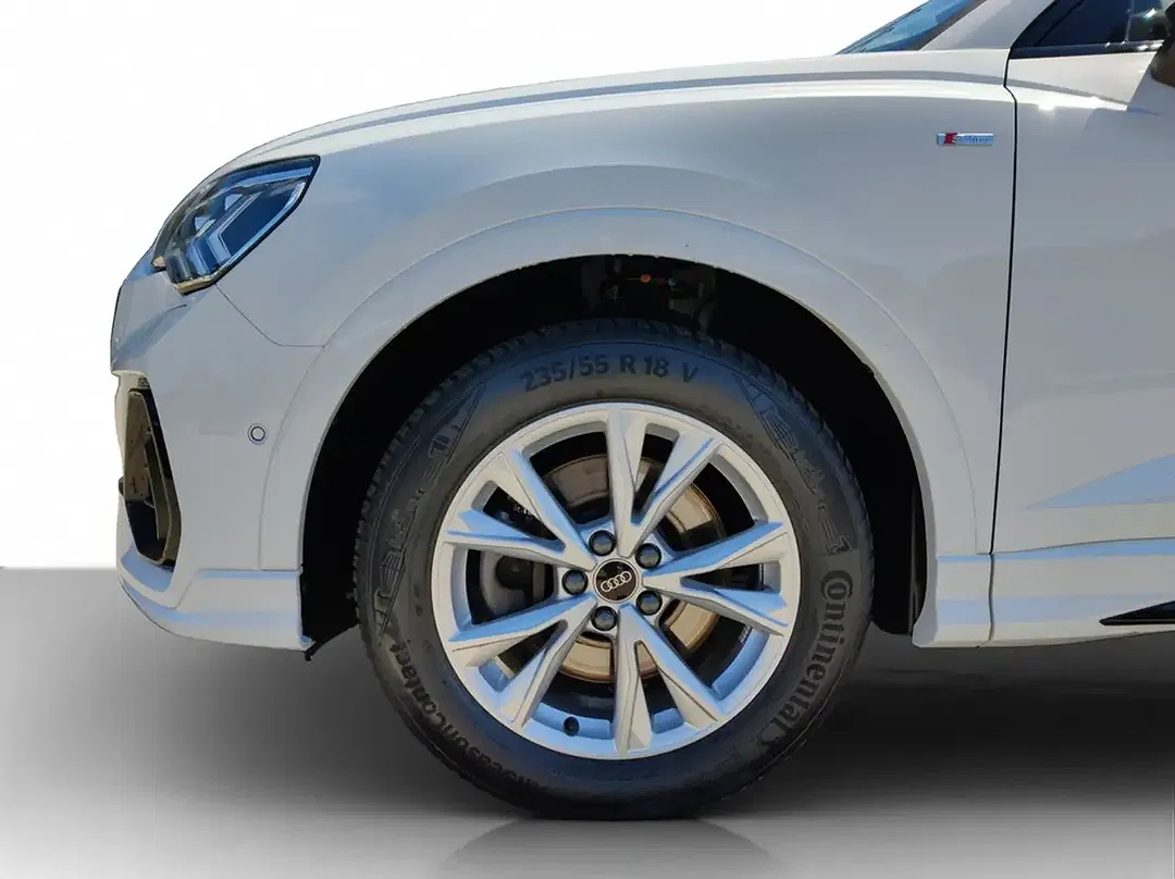 Audi Q3 - Thumbnail 16