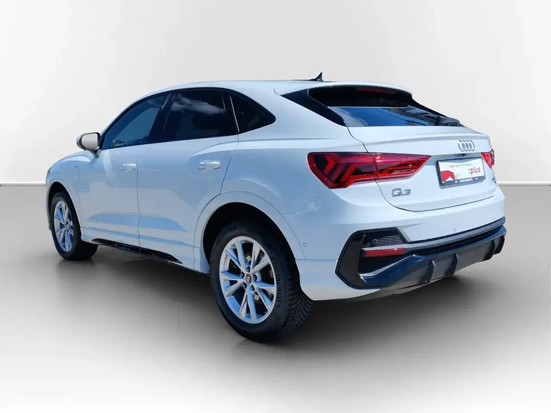 Audi Q3 - Thumbnail 6