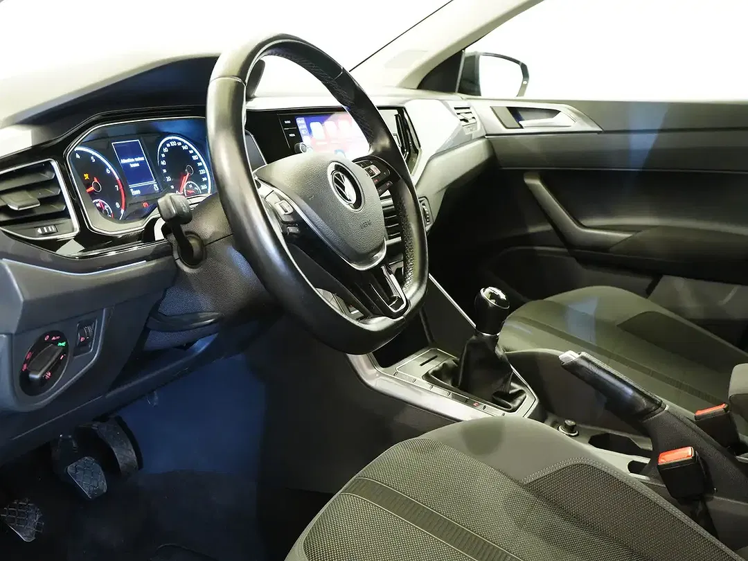 Volkswagen Polo - Thumbnail 8