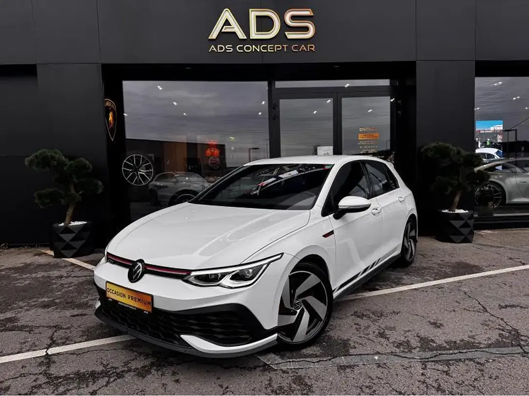 Volkswagen Golf - Thumbnail 2