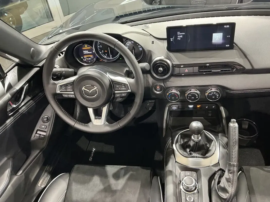 Mazda MX-5 - Thumbnail 12