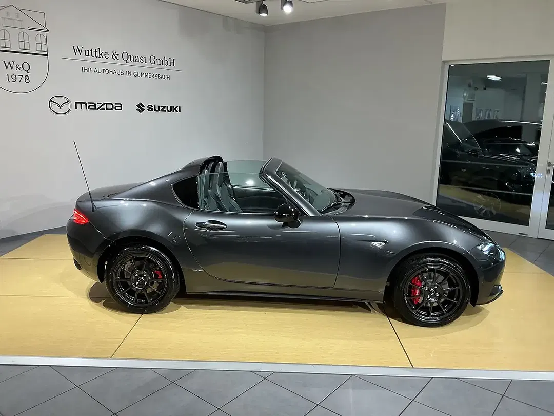 Mazda MX-5 - Thumbnail 2