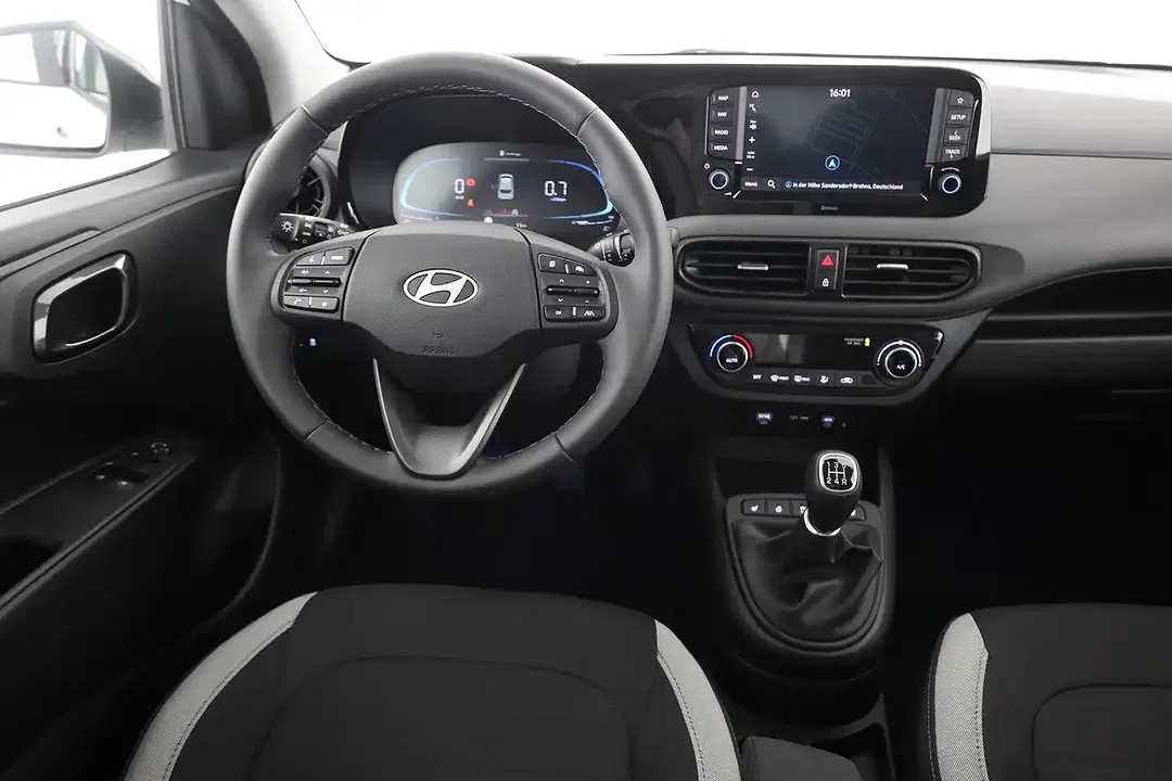 Hyundai i10 - Thumbnail 9