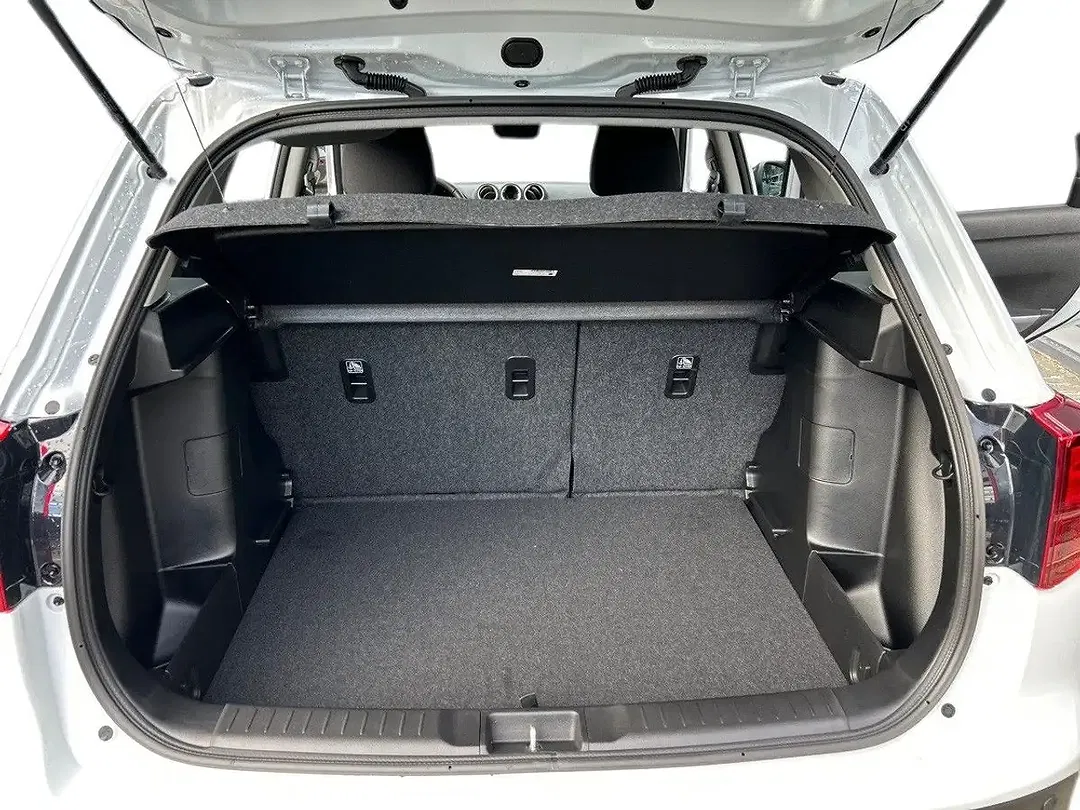 Suzuki Vitara - Thumbnail 15