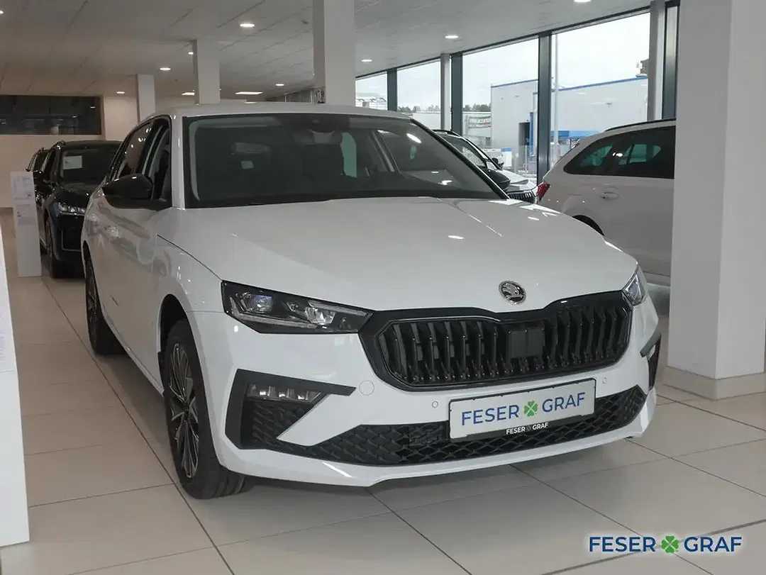 Skoda Scala - Thumbnail 2