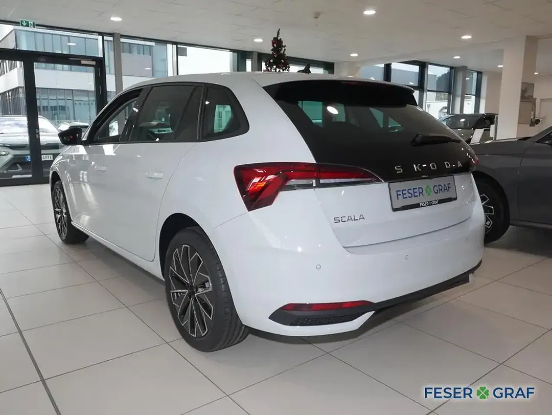 Skoda Scala - Thumbnail 3