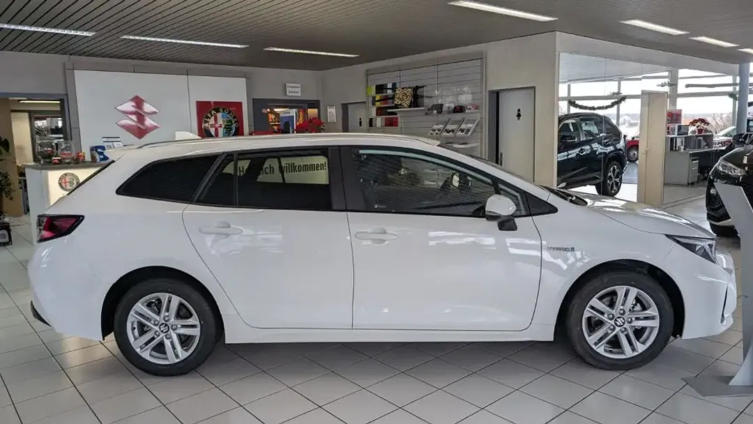 Suzuki Swace - Thumbnail 7