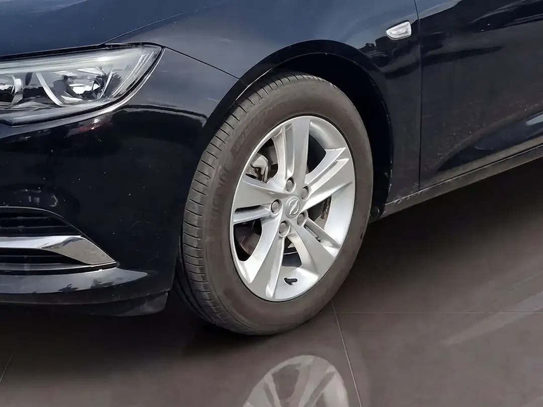 Opel Insignia - Thumbnail 8
