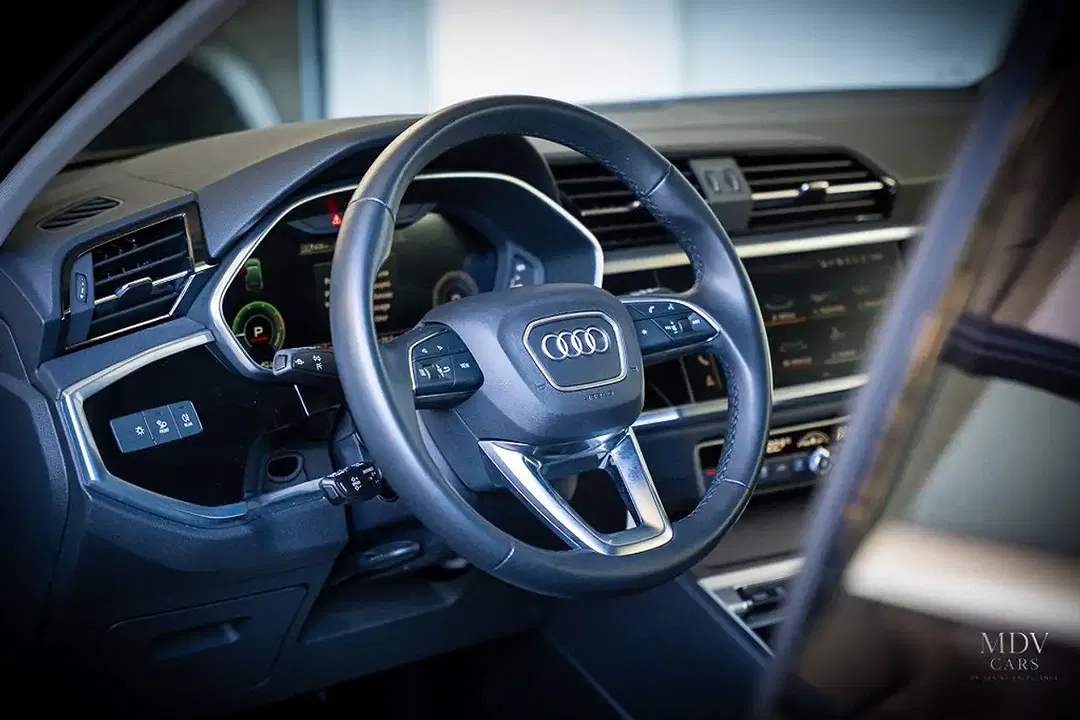 Audi Q3 - Thumbnail 8