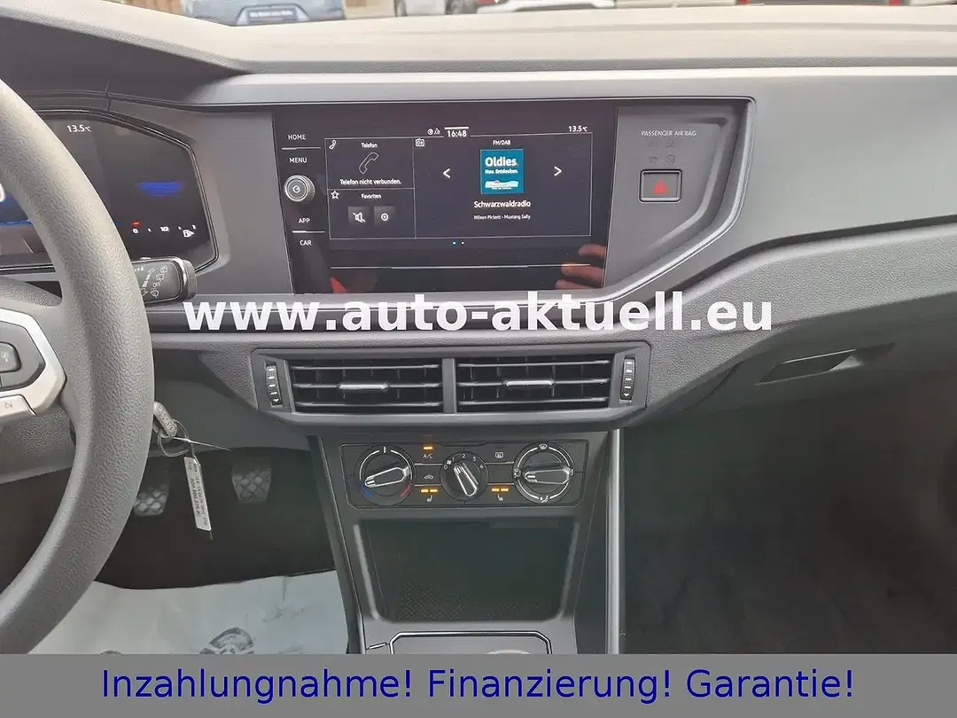 Volkswagen Polo - Thumbnail 11