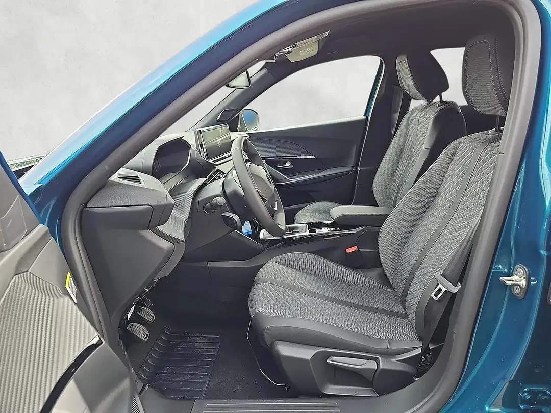 Peugeot 2008 - Thumbnail 10