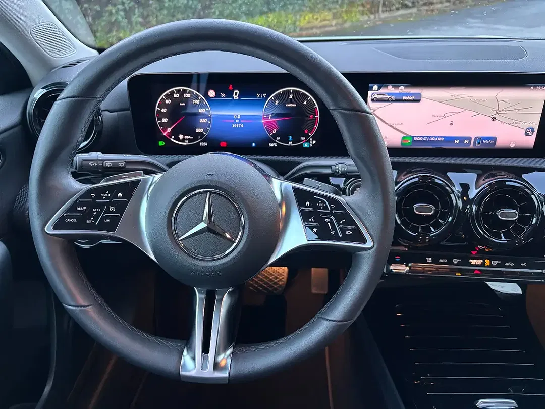 Mercedes-Benz A 180 - Thumbnail 10