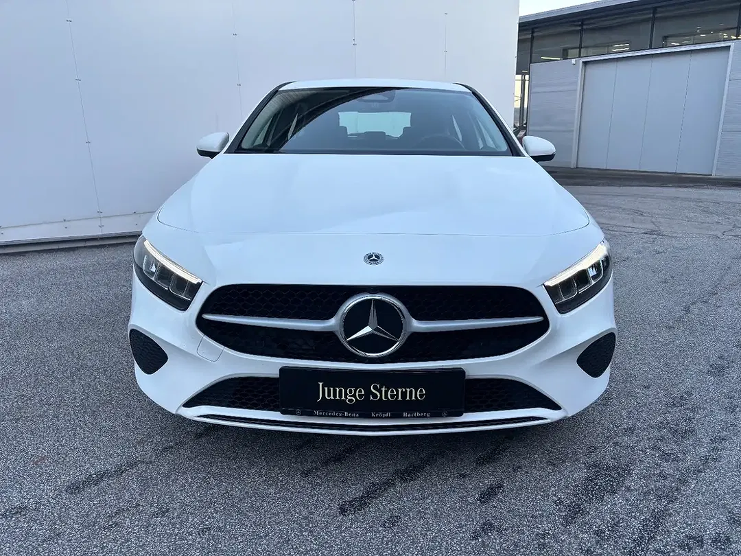 Mercedes-Benz A 180 - Thumbnail 2