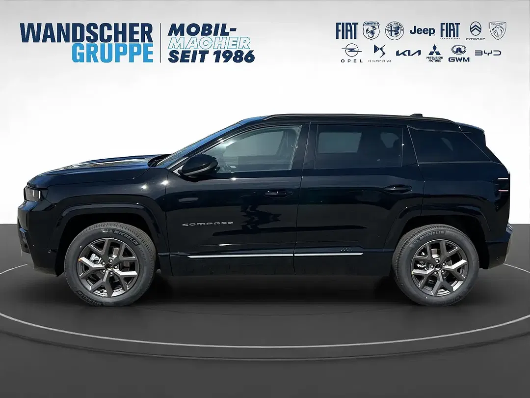 Jeep Compass - Thumbnail 2