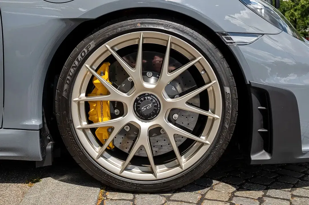 Porsche Cayman - Thumbnail 6
