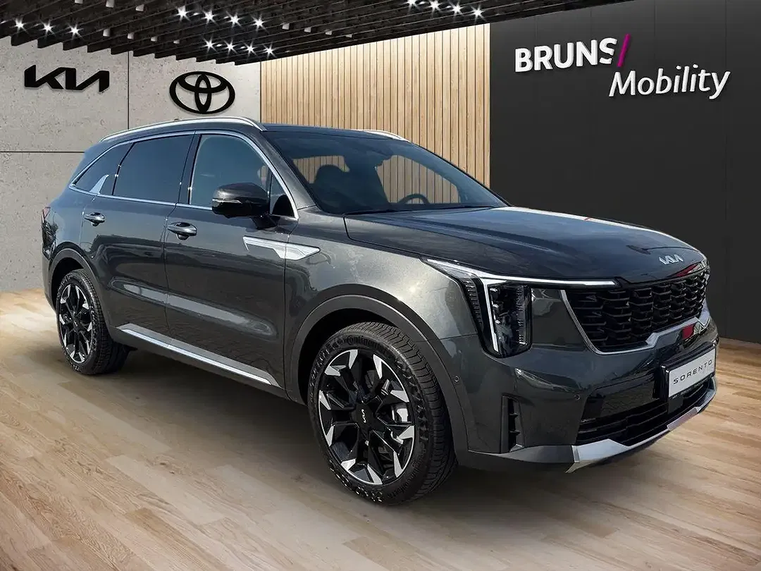 Kia Sorento - Thumbnail 3