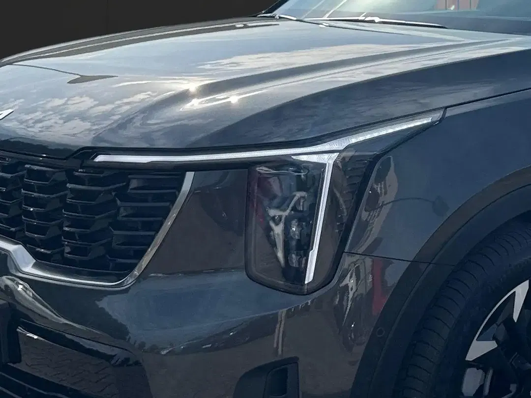 Kia Sorento - Thumbnail 6