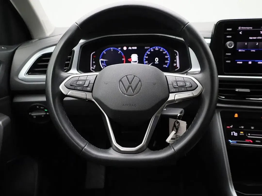 Volkswagen T-Roc - Thumbnail 9