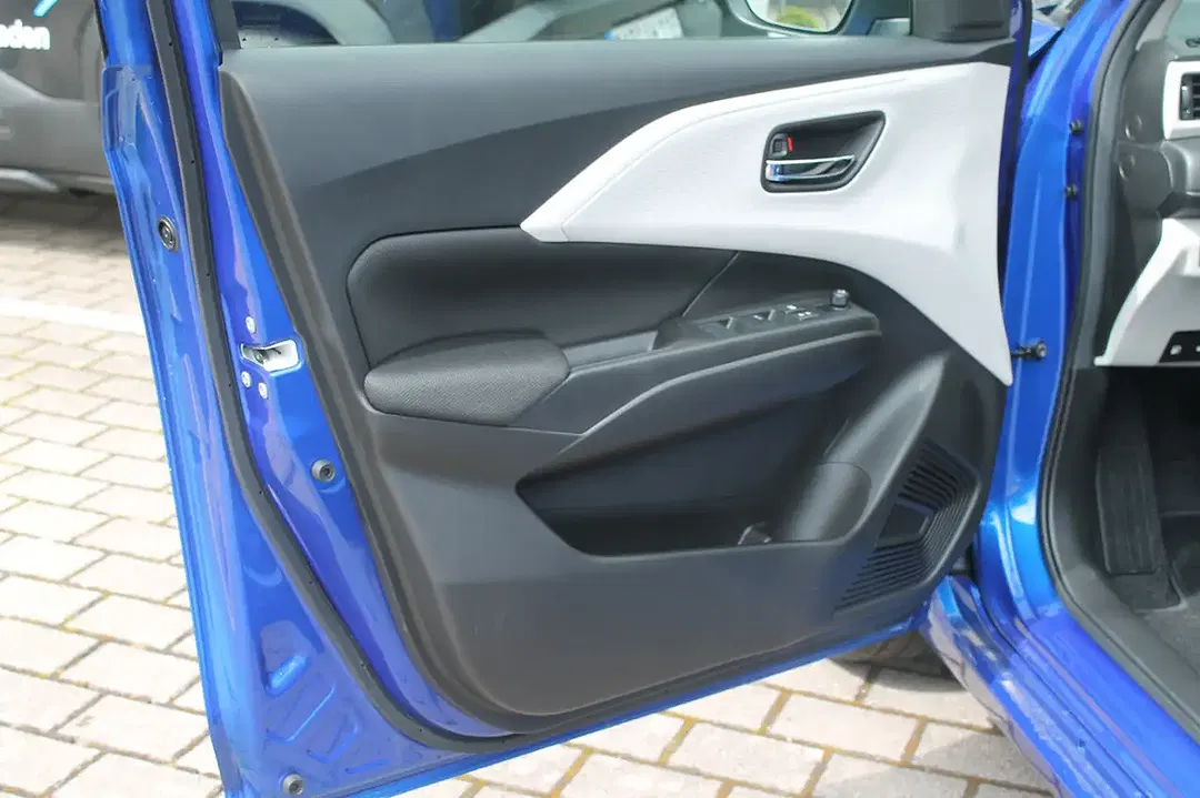 Suzuki Swift - Thumbnail 10
