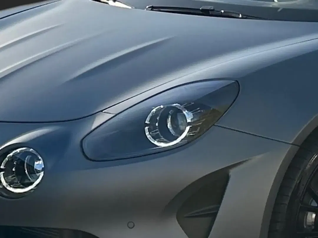 Alpine A110 - Thumbnail 5