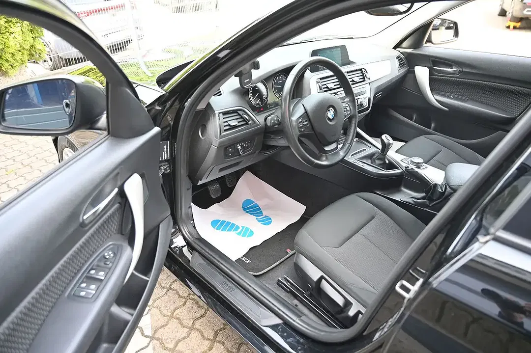 BMW 118 - Thumbnail 11