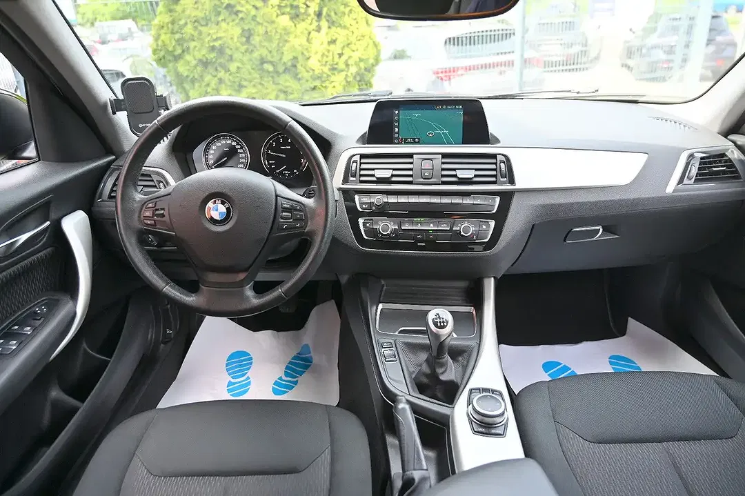 BMW 118 - Thumbnail 9