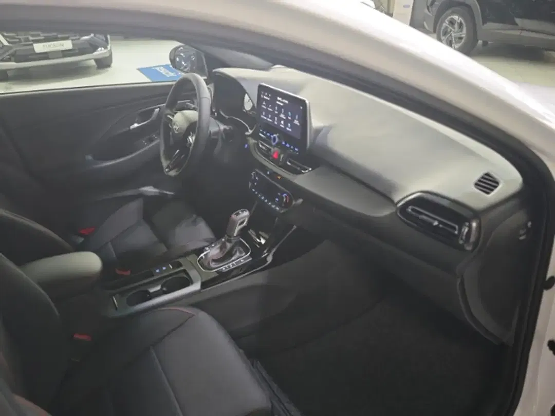 Hyundai i30 - Thumbnail 9