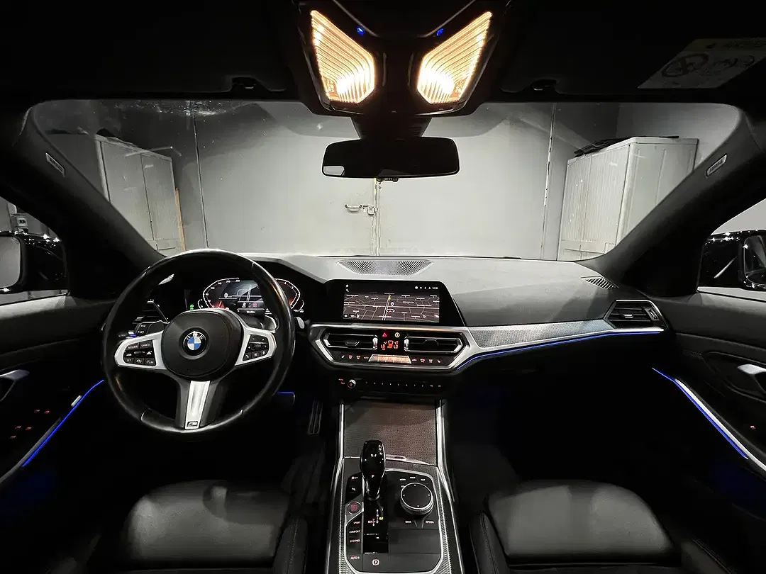 BMW 320 - Thumbnail 13
