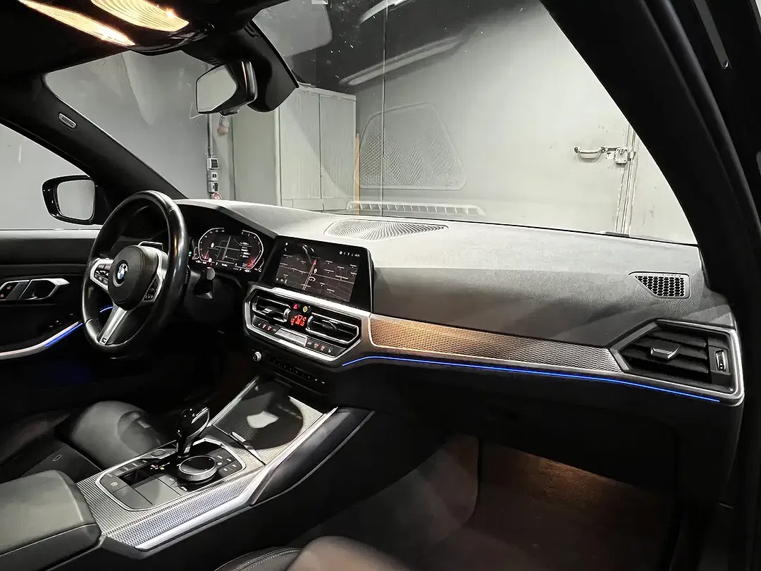 BMW 320 - Thumbnail 14