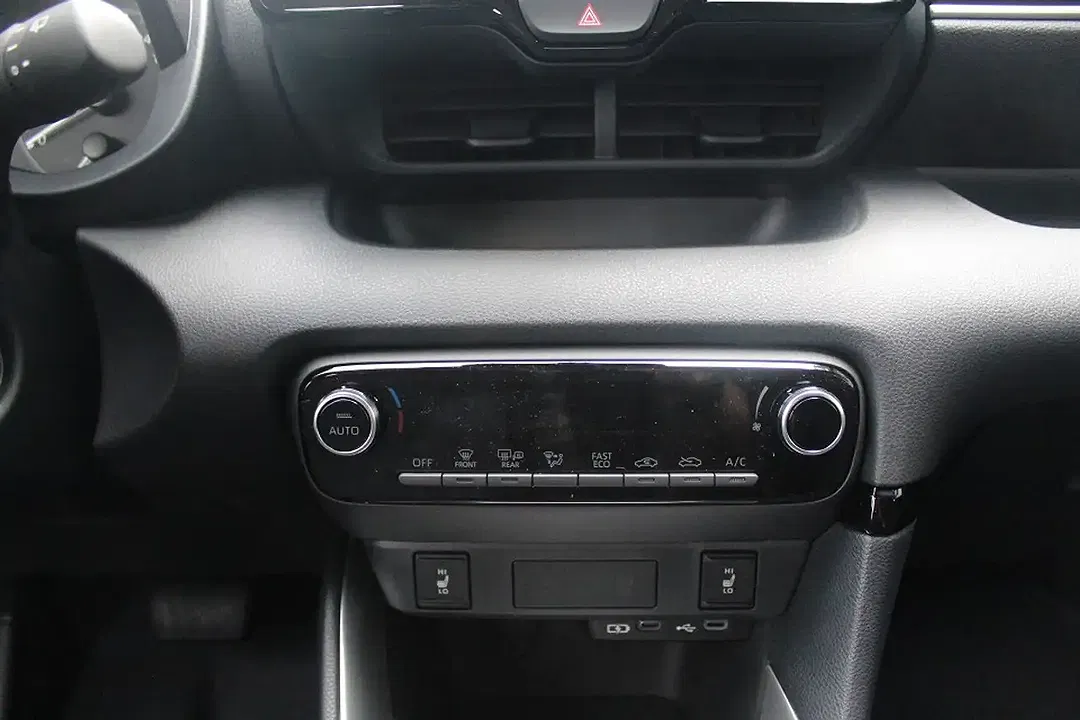 Mazda 2 - Thumbnail 13