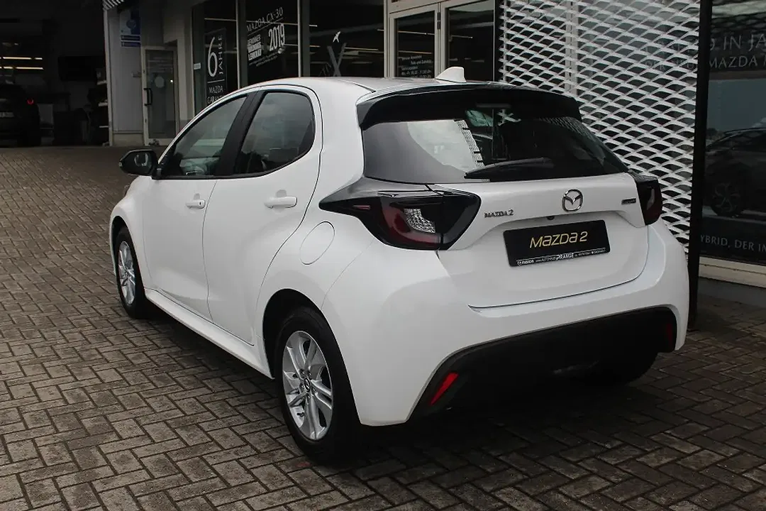 Mazda 2 - Thumbnail 3