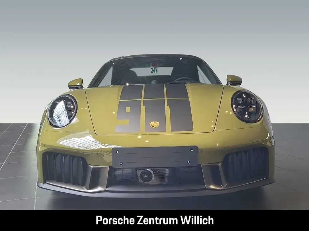 Porsche 992 - Thumbnail 4