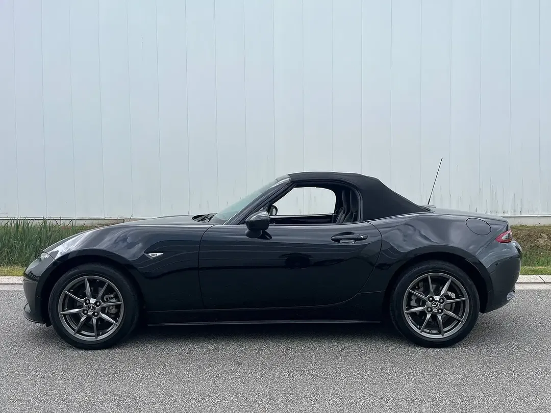 Mazda MX-5 - Thumbnail 15