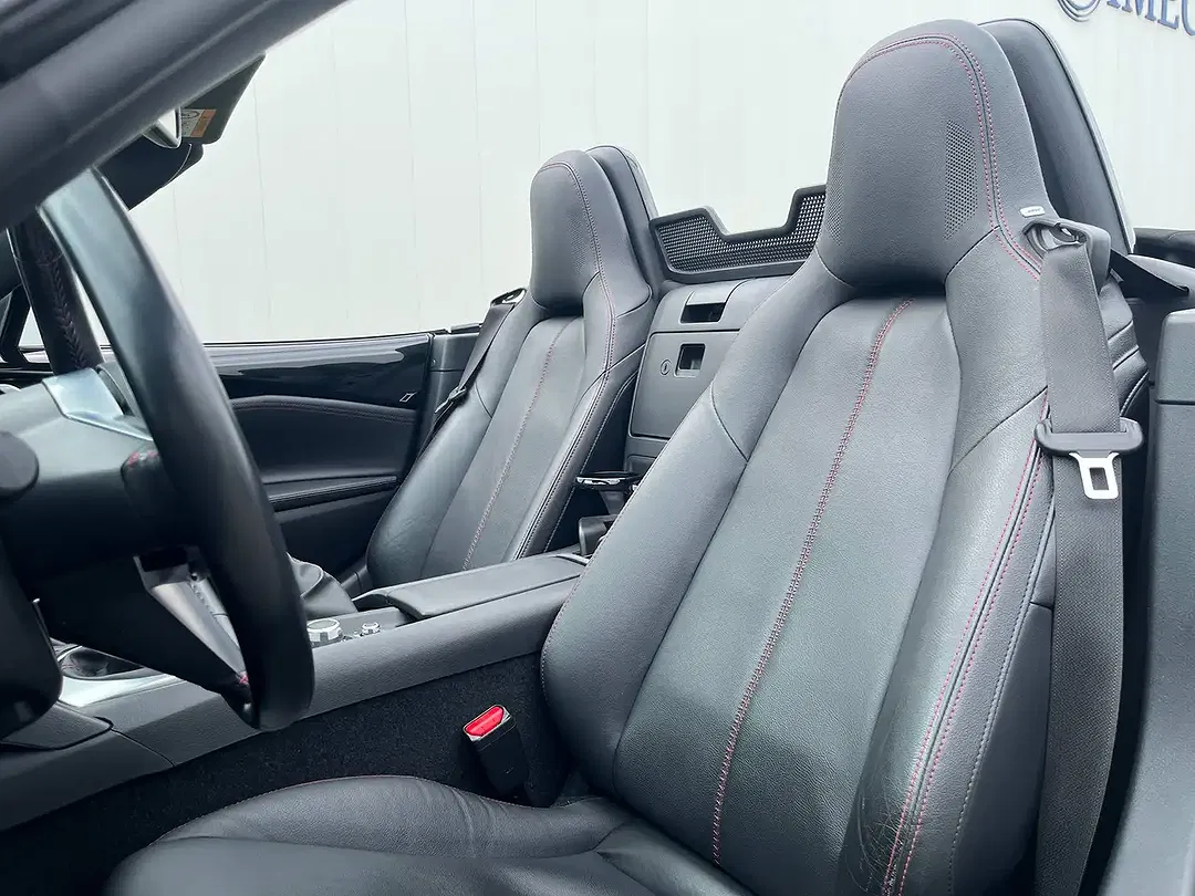 Mazda MX-5 - Thumbnail 6