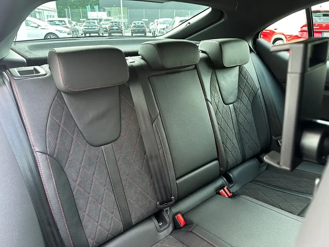 Skoda Octavia - Thumbnail 5