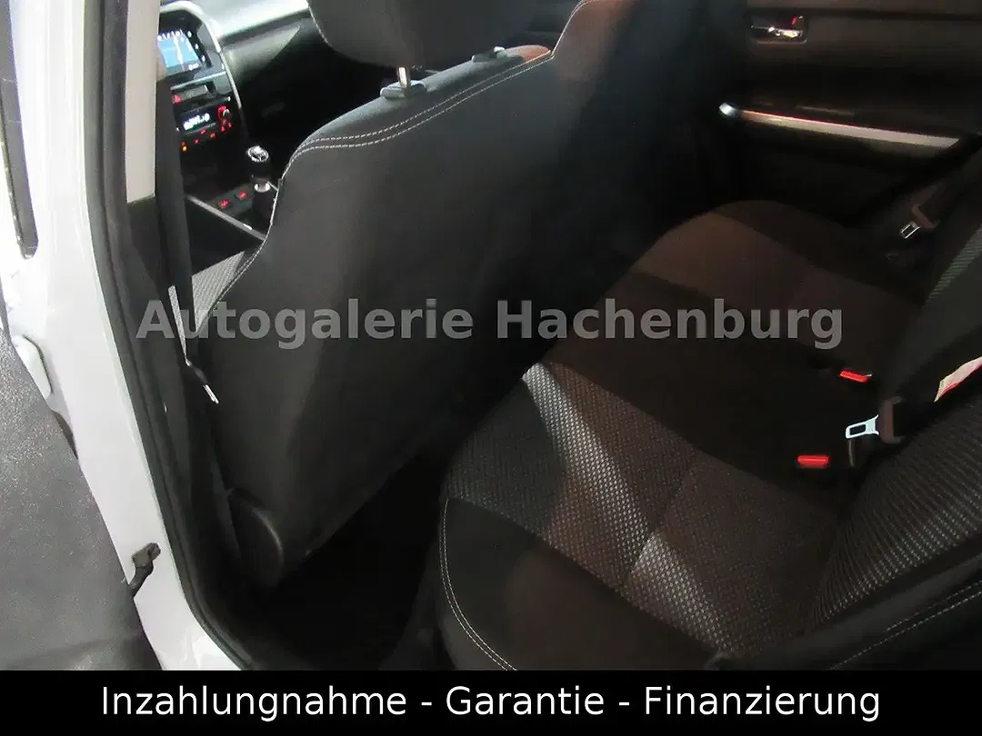 Suzuki Vitara - Thumbnail 8