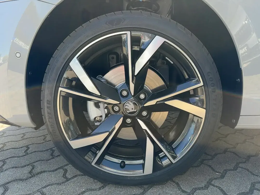 Skoda Octavia - Thumbnail 14