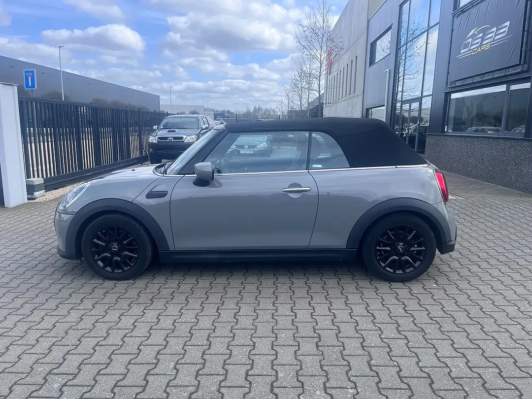MINI Cooper Cabrio - Afbeelding 1