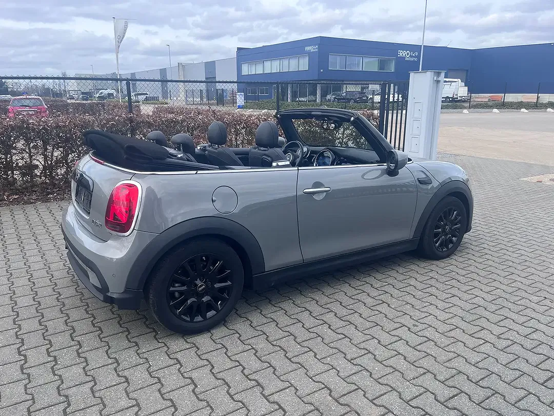 MINI Cooper Cabrio - Thumbnail 13