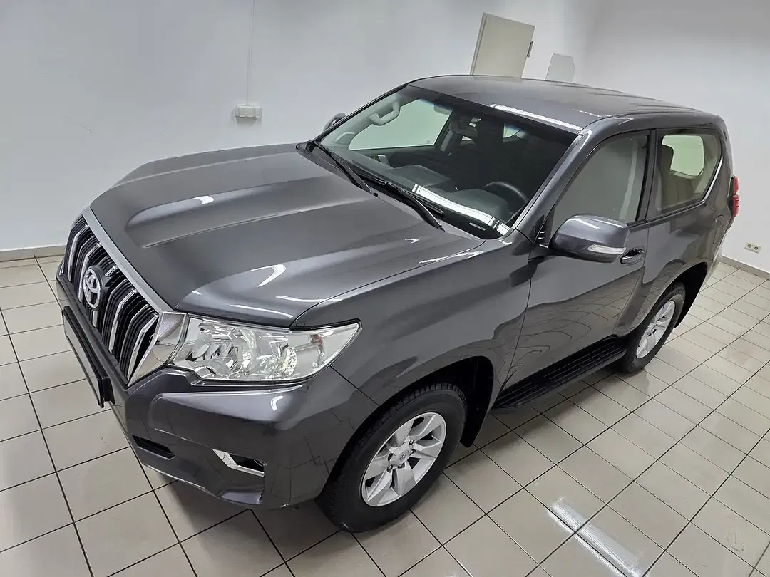 Toyota Land Cruiser - Thumbnail 3